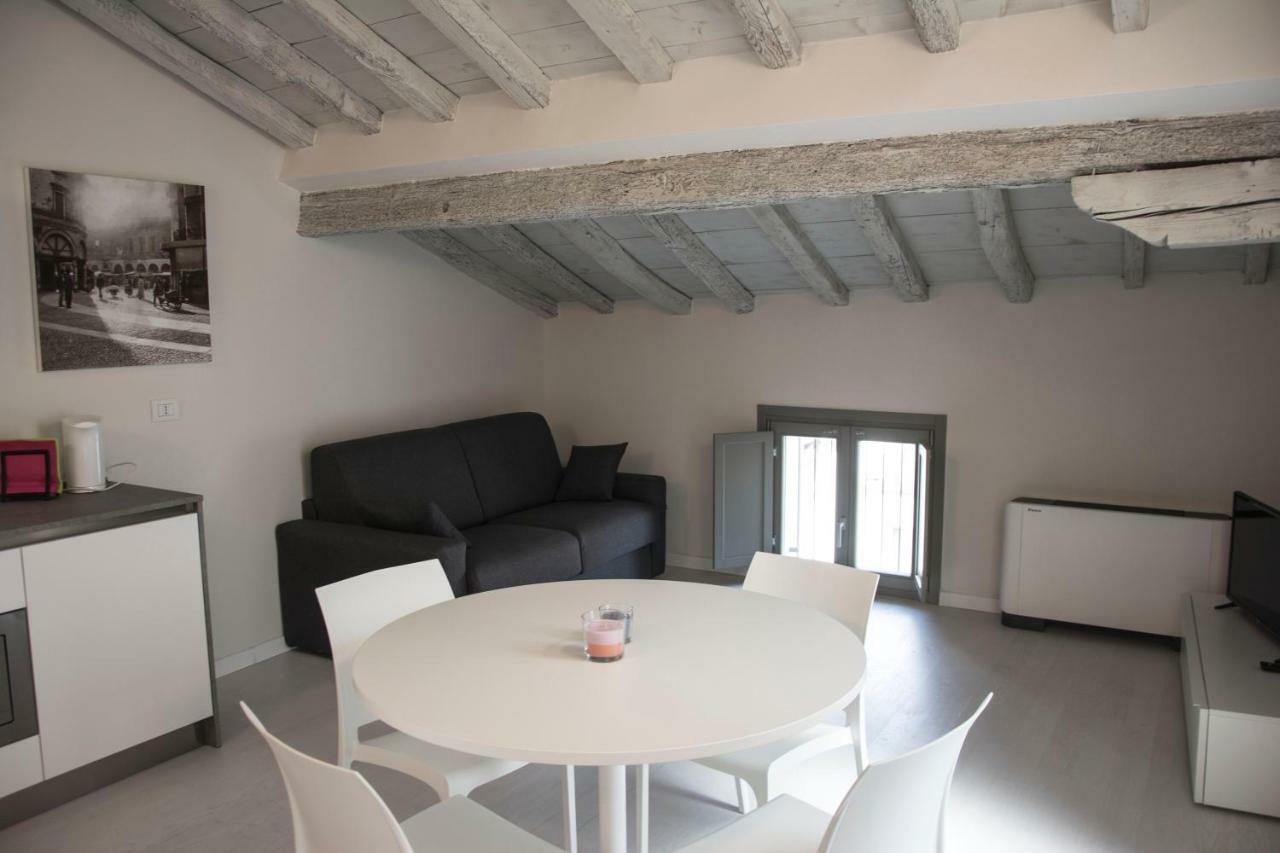 Apartamento Residenza La Torre Mantua Exterior foto