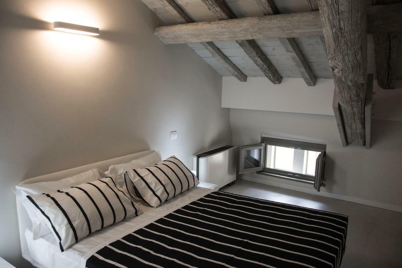 Apartamento Residenza La Torre Mantua Exterior foto