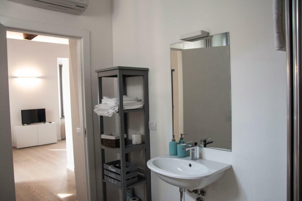 Apartamento Residenza La Torre Mantua Exterior foto