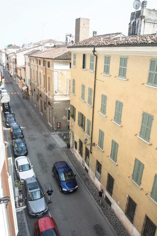 Apartamento Residenza La Torre Mantua Exterior foto
