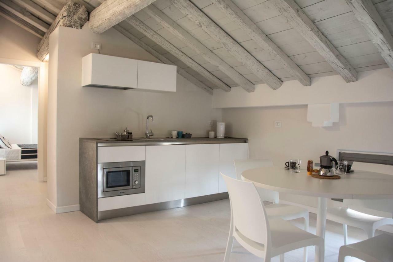 Apartamento Residenza La Torre Mantua Exterior foto